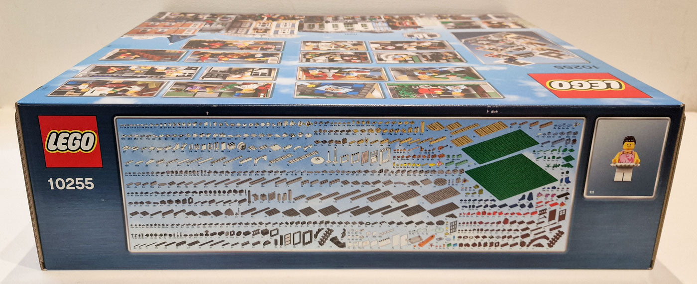 LEGO 10255 Creator Expert Assembly Square