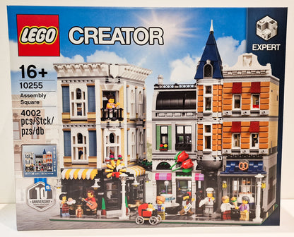 LEGO 10255 Creator Expert Assembly Square